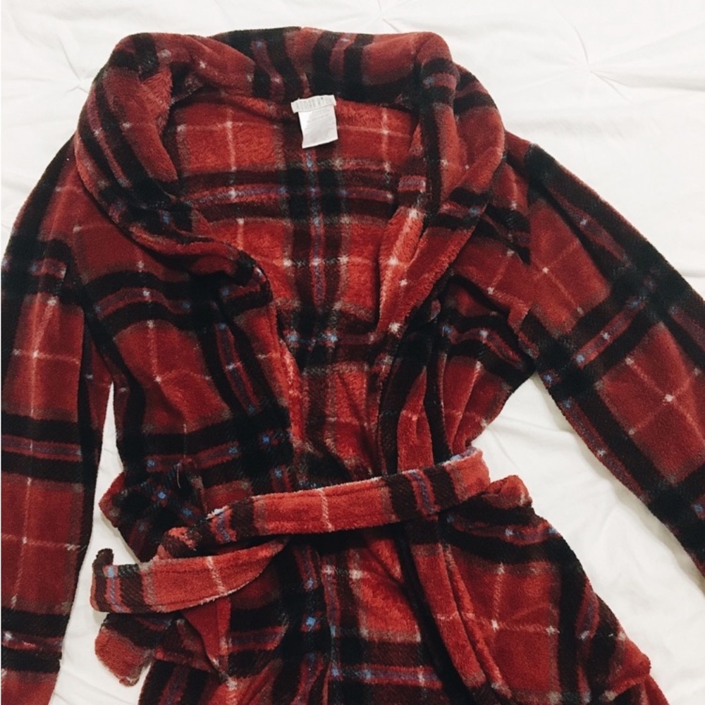 Komar boys robe - SIZE 5/6